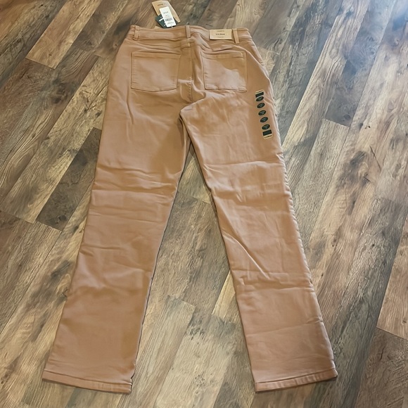 LL Bean True Shape Classic Straight Leg Sz 12 Tall - Picture 4 of 5